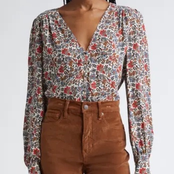 Sura Floral Top NWOT - Picture 2 of 10